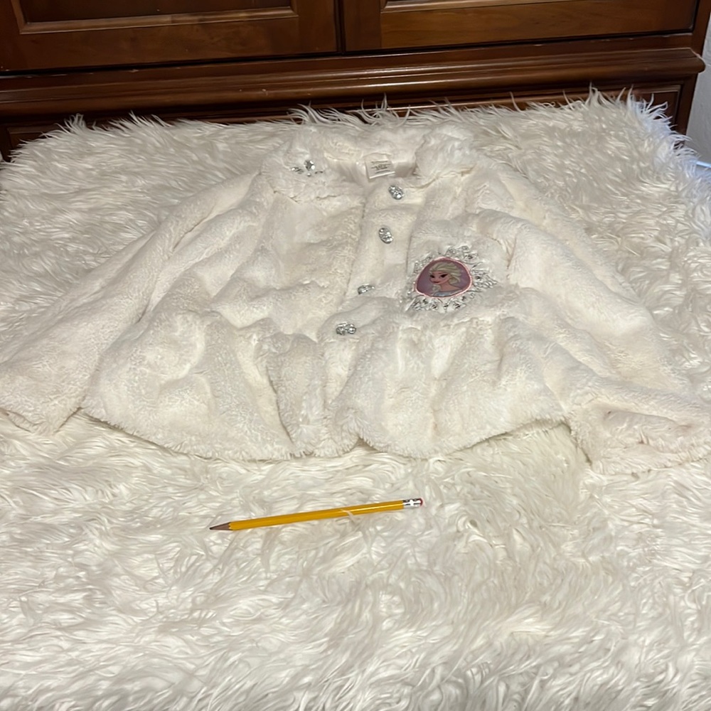 Frozen white coat Disney